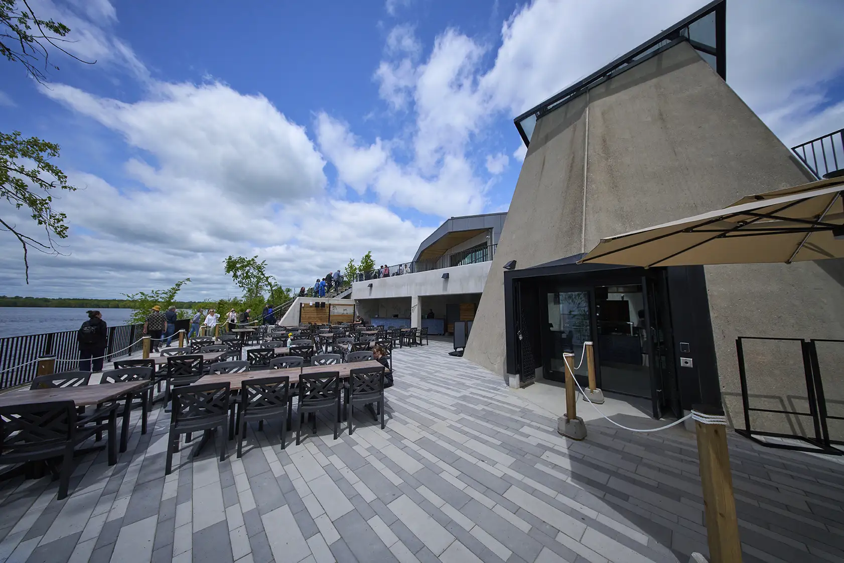The NEW Westboro Beach Club. Nouveau Club de Plage Westboro